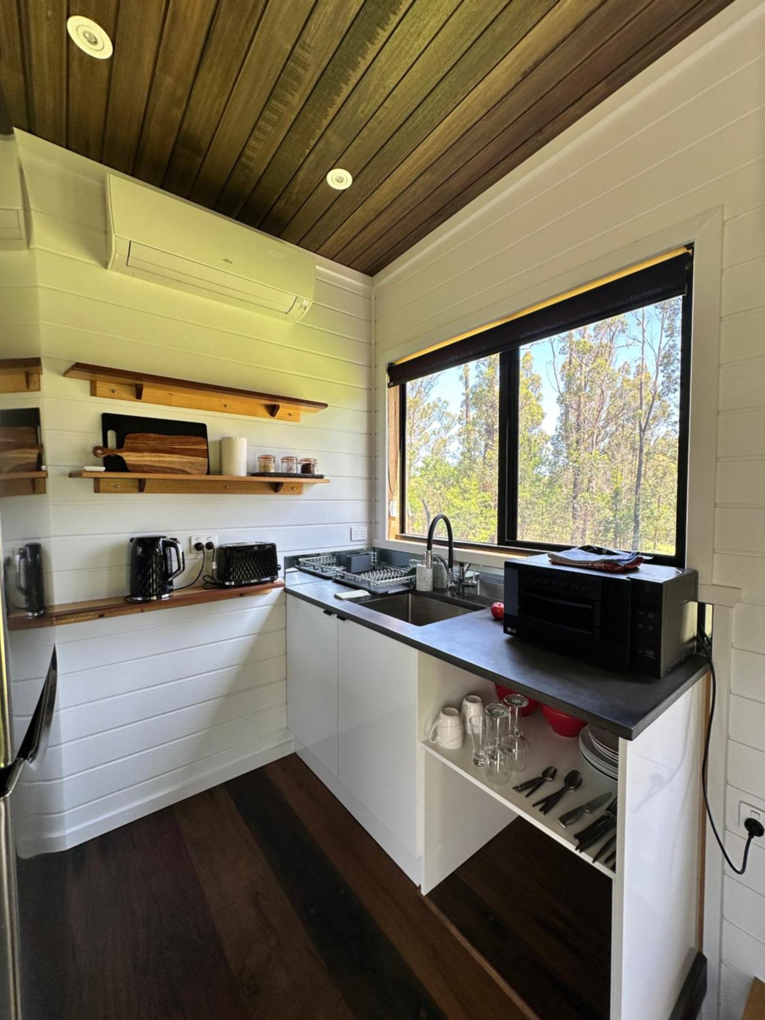 Ocean Breeze Tiny House - Ocean And Lake View มัลลาคูตา ภายนอก รูปภาพ